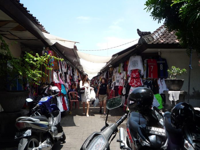 bali indonesia local shopping asia 242946